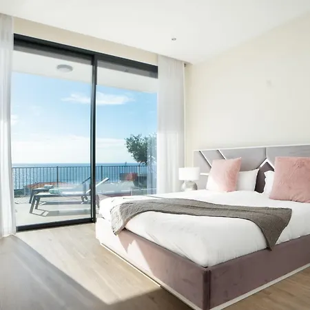 La Perla By Lovelystay Villa