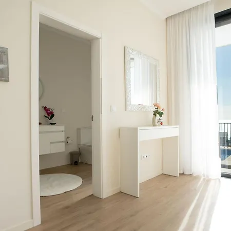 La Perla By Lovelystay Villa