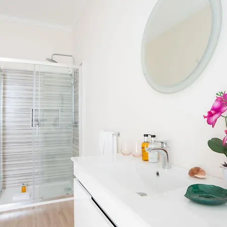 La Perla By Lovelystay Villa *