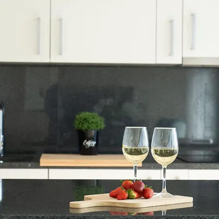 La Perla By Lovelystay Villa