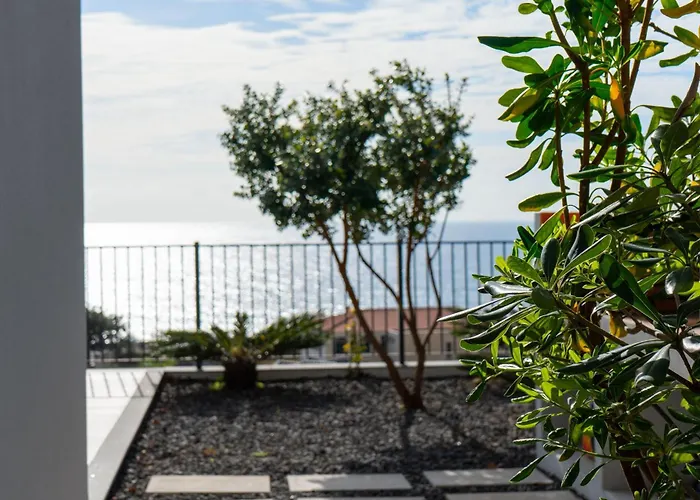 La Perla By Lovelystay Villa *