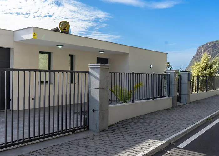 La Perla By Lovelystay * Paul do Mar (Madeira)